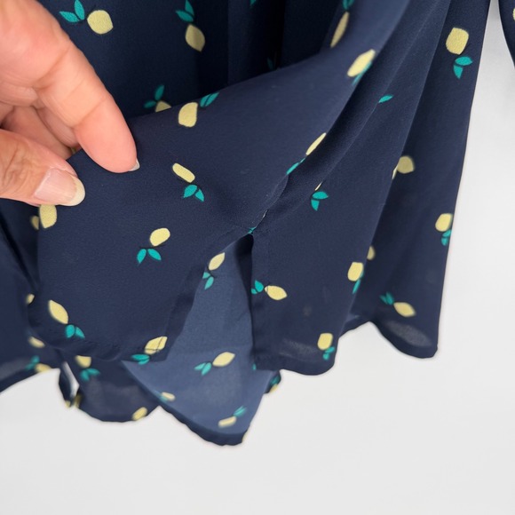 Lemon Navy Ditsy Blouse 2X 22/24 Cottagecore Grandmillennial Feminine Roll Tab - Picture 4 of 9